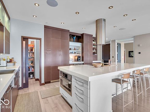 3rd image of 435 Virginia Avenue Ave Unit 405