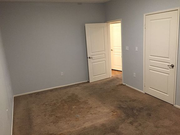 Bedroom. (door to walk-in closet on right)