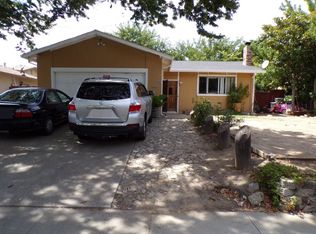 2131 Falcon Dr, Fairfield, CA 94533