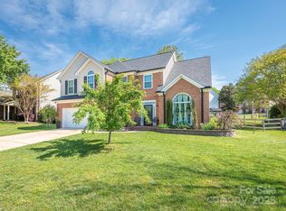 653 Gable Oaks Ln NW, Concord, NC 28027