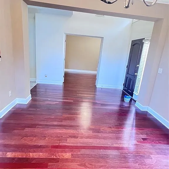 9207 Albury Ct — Photo 2