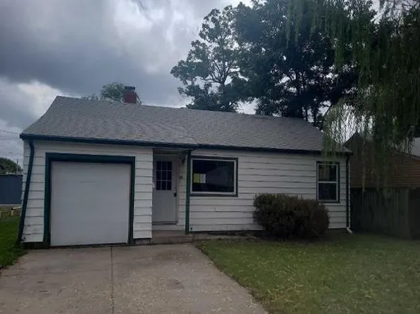 952 N Dellrose Ave, Wichita, KS 67208