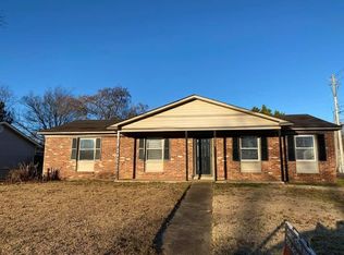 2504 Pioneer Rd SW, Huntsville, AL 35803