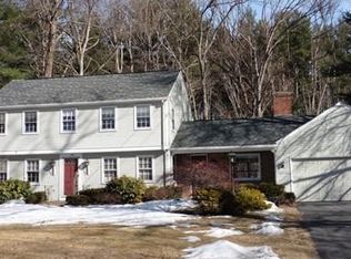 11 Cooley Dr, Wilbraham, MA 01095