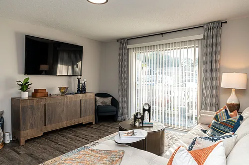 The Linden Apartment Homes Photo 1