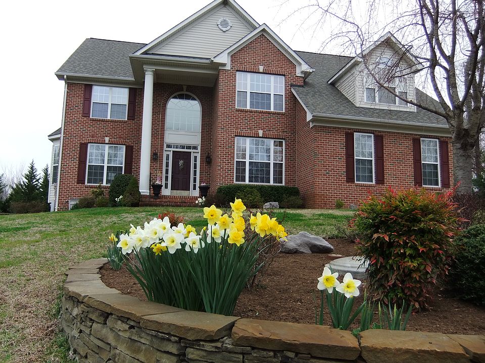 Colonial With Style!