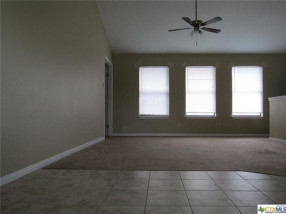 5th image of 482 Hill Ave