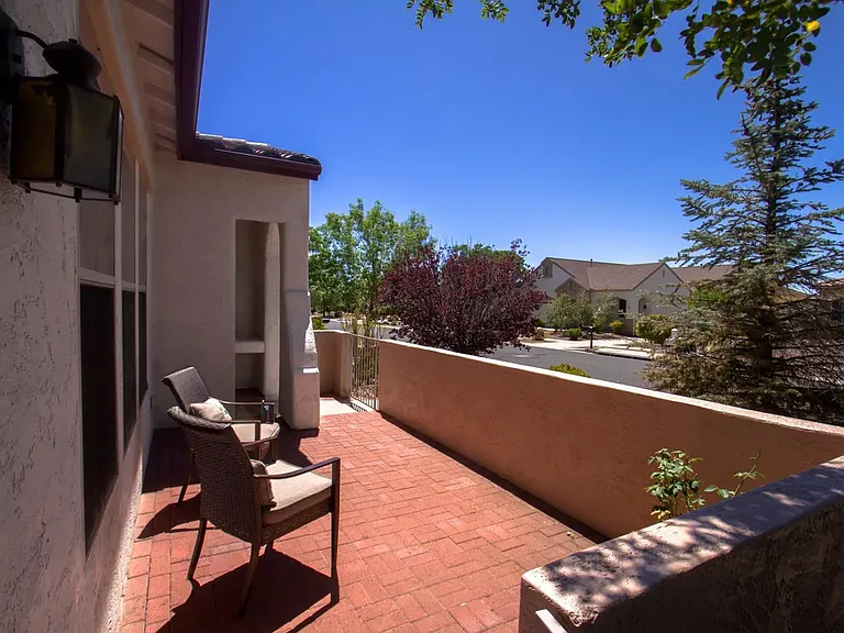 1645 N Thimble Ln — Photo 32