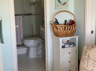 471 E Avocado Crest Rd #COTTAGE, La Habra Heights, CA 90631