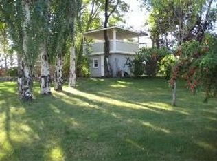 1830 8th St SW, Minot, ND 58701