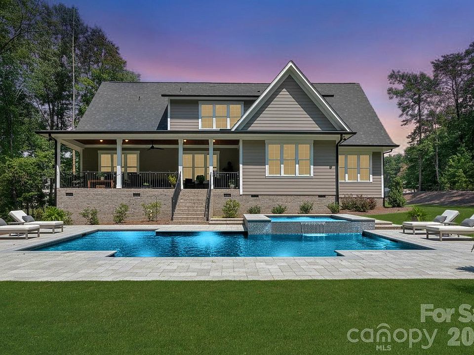1st image of 859 Irish Creek Dr