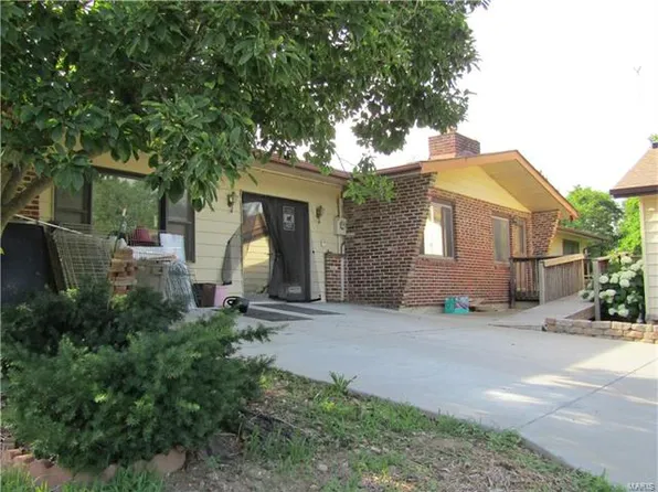 229 Sand Hill Rd, Foley, MO 63347