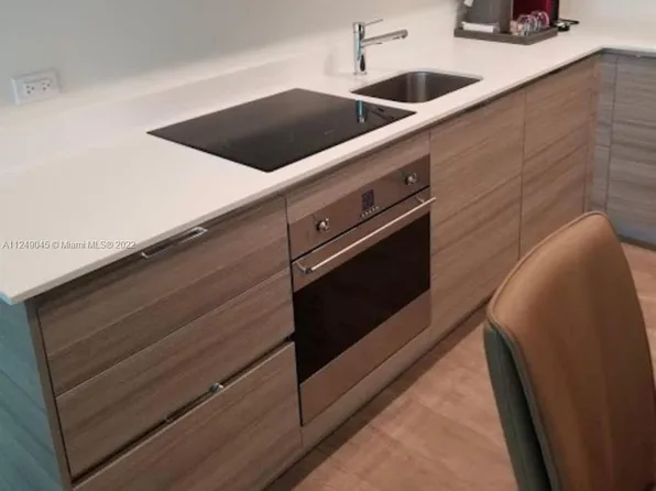 777 N Ocean Dr #N323, Hollywood, FL 33019