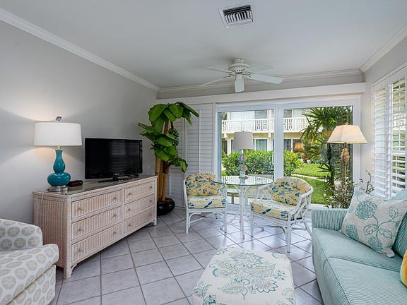 5th image of 1215 Edington Pl #3X