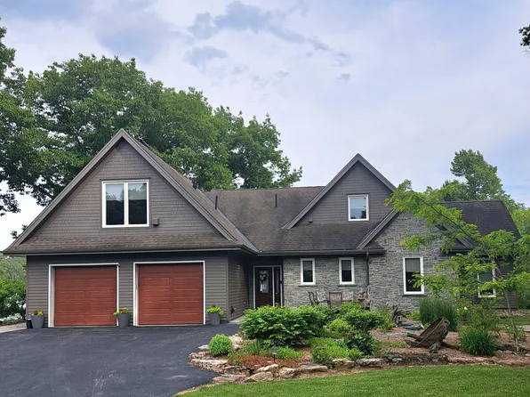 1012 Green Gables Rd, Minden Hills, ON K0M 2L1