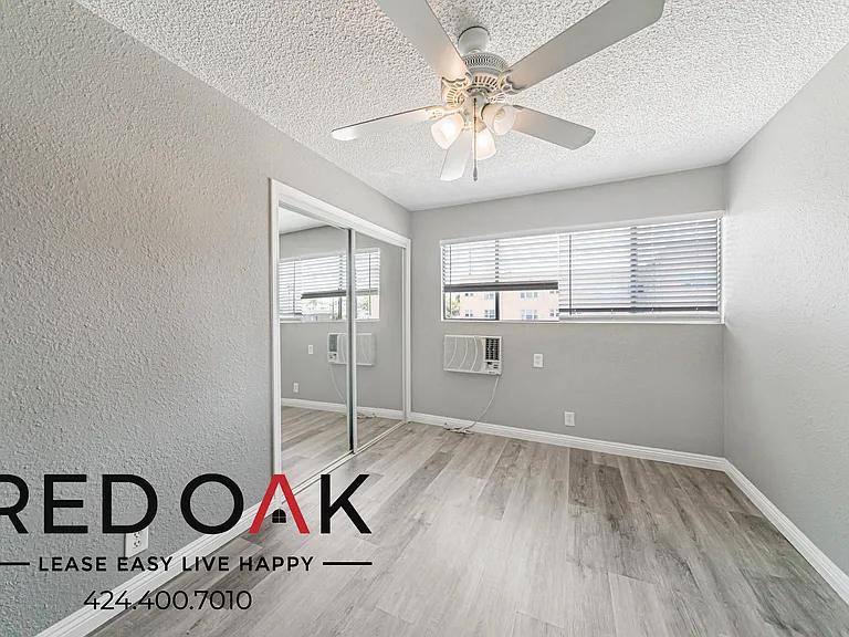 1036 Normandie Ave #11 — Photo 10