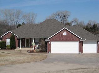 7705 Ponderosa Dr, Tuttle, OK 73089