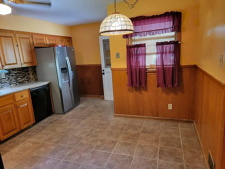 4083 Flintridge Dr — Photo 7