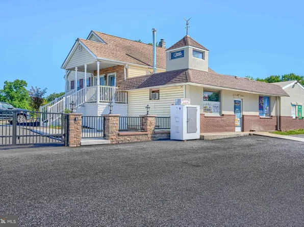 10100 Bird River Rd, Middle River, MD 21220