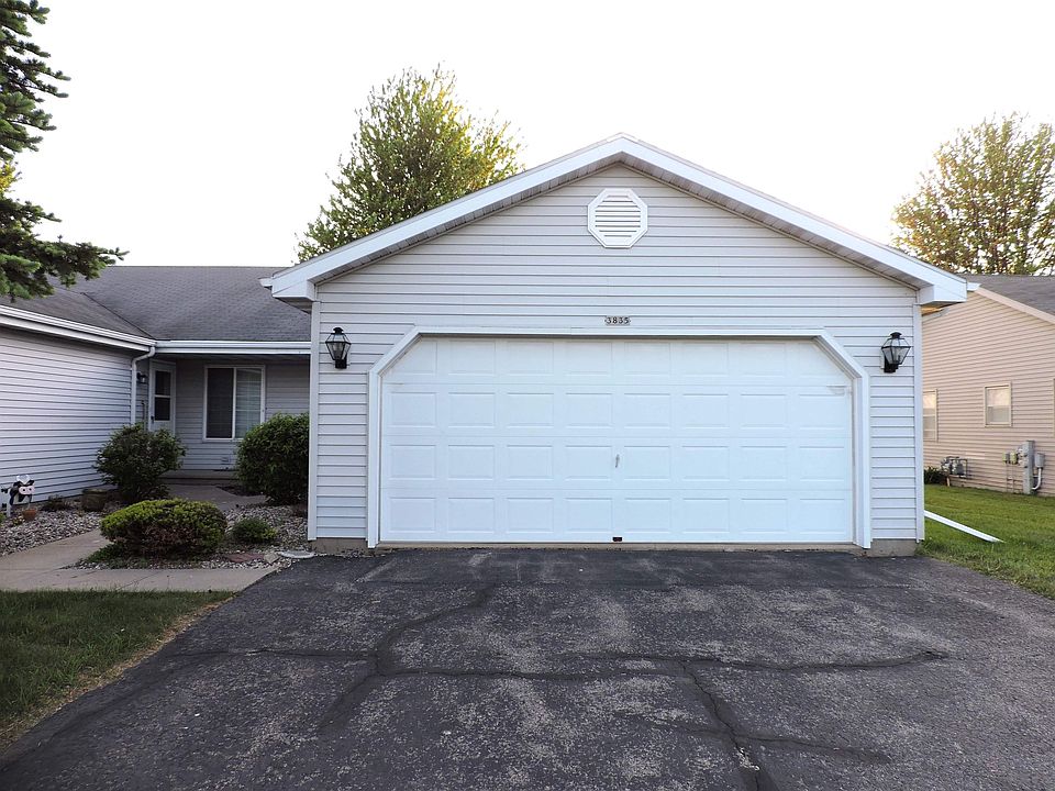 3835 Western Dr, Oshkosh, WI 54901 Zillow