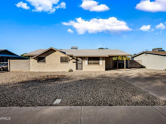2nd image of 762 E CARLA VISTA Drive