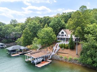 95 Piney Point Ln, Union Hall, VA 24176