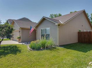 3803 Crossgate Ter, Lawrence, KS 66047