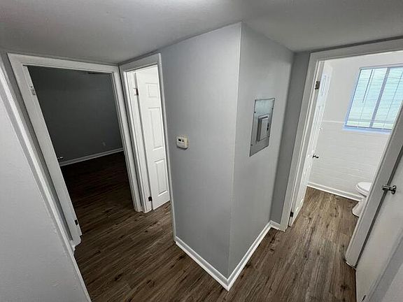 5th image of 640 Glendale Pl SE #C1