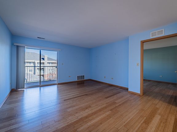 3rd image of 801 N McLean Blvd APT 334