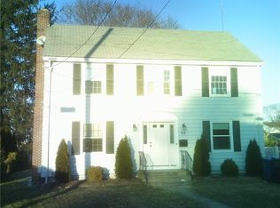 131 Greenwood Ave, Warwick, RI 02886
