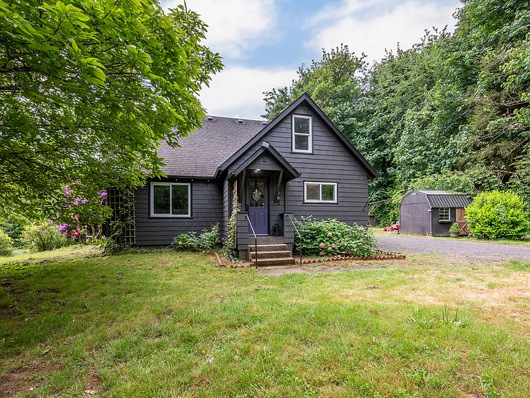 355 Slide Creek Rd — Photo 1