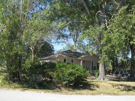 3rd image of 411 N Vallie Ave