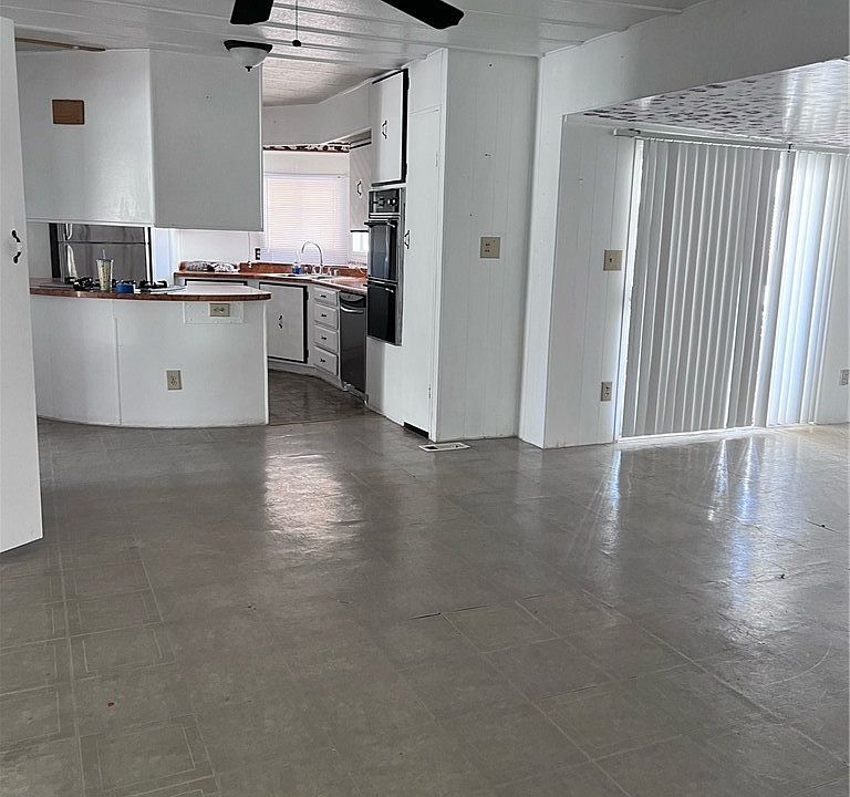 1st image of 30811 Silver Palm Dr