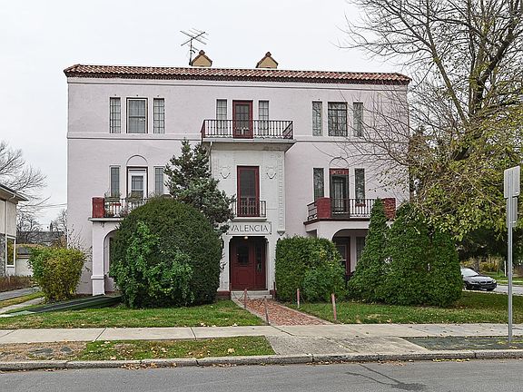 2nd image of 2801 N 2nd St #B2