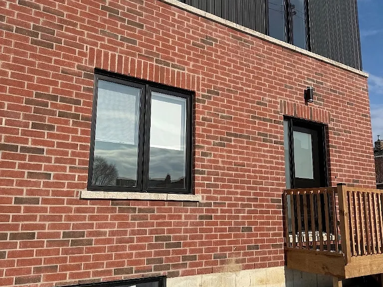 19 Arrowsmith Ave #5B — Photo 1