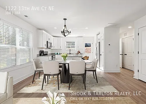 1122 13th Avenue Ct NE Photo 1
