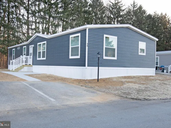 14 Clayton Dr, Clayton, DE 19938