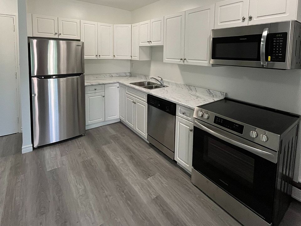 1st image of 25 Orchard St #1454864