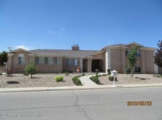 5602 Villa View Dr, Farmington, NM 87402