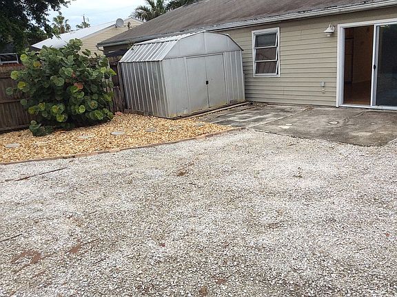 5th image of 17274 Whitewater Ct