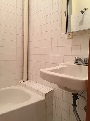 Rented by Warren T Real Estate Corp. | media 45