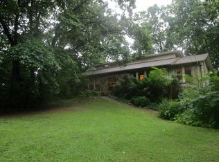 1100 Burning Tree Ln, Knoxville, TN 37923
