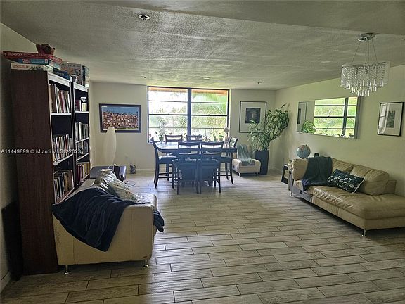 3rd image of 671 NE 195th St APT 329E