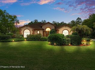 10322 Woodland Waters Blvd, Weeki Wachee, FL 34613