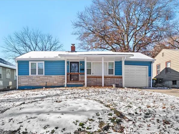 7726 Summit St, Kansas City, MO 64114