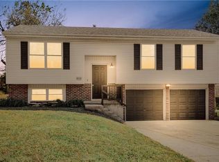 8713 N McGee St, Kansas City, MO 64155