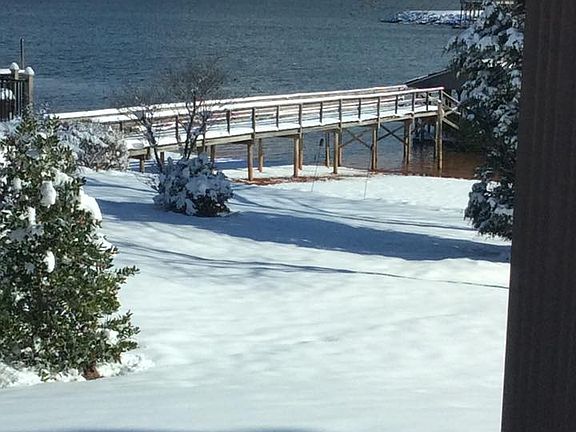 5th image of 7973 Vista View Dr