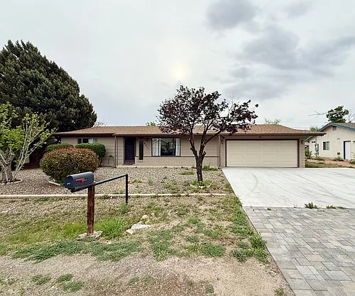 8411 E Sommer Dr Photo 1