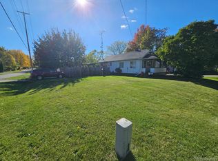1097 W Buder Ave, Flint, MI 48507