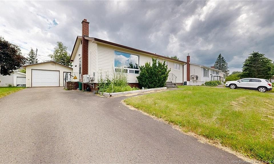 1st image of 155 Ellerdale Ave